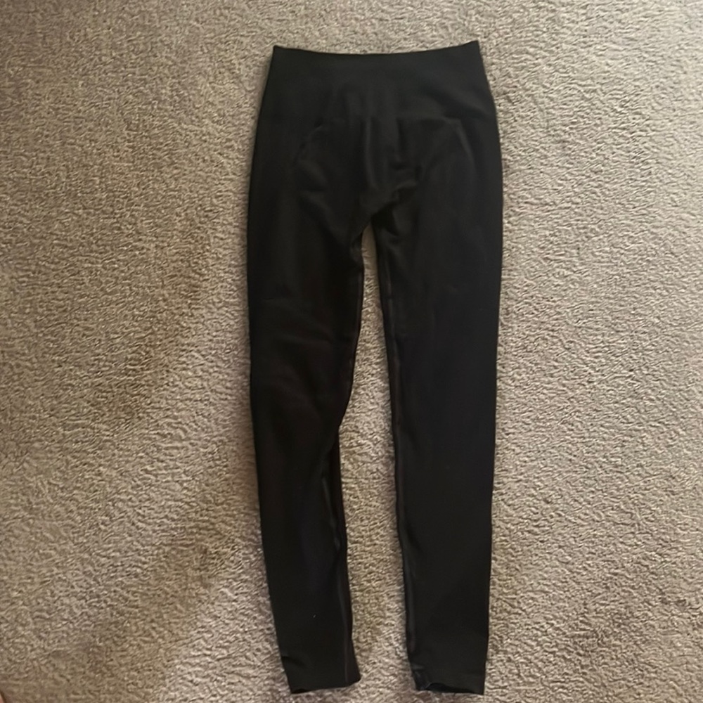 Alphalete black marl amplifies